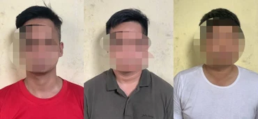 Nhóm phóng viên, cộng tác viên tại cơ quan công an. (Ảnh: Công an cung cấp)