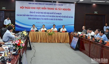 Toàn cảnh hội thảo chiều ngày 17/8. (Ảnh: ANH ĐÀO)