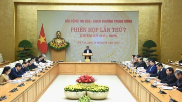 Quang cảnh phiên họp.