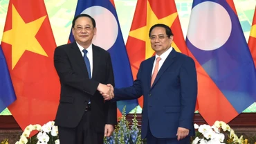 Thủ tướng Phạm Minh Chính và Thủ tướng Lào Sonexay Siphandone.