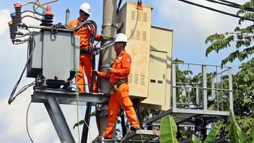 EVNNPC phấn đấu đạt sản lượng điện thương phẩm năm 2024 tăng 7,49%