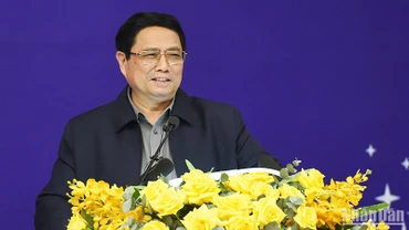 [Ảnh] Thủ tướng Phạm Minh Chính làm việc với Tập đoàn Điện lực Việt Nam