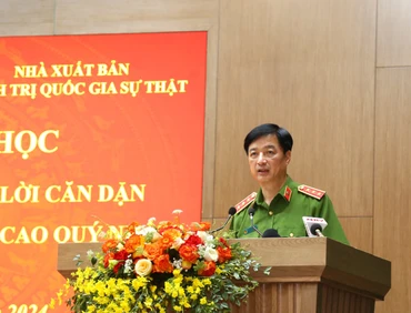 Công an nhân dân khắc ghi lời căn dặn “Danh dự là điều thiêng liêng, cao quý nhất”