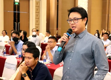 Doanh nghiệp FDI kiến nghị ý kiến tại buổi đối thoại.