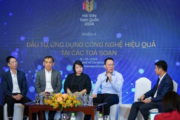 Quang cảnh tọa đàm bàn tròn trong khuôn khổ phiên thảo luận về đầu tư, ứng dụng công nghệ hiệu quả tại các tòa soạn.