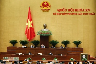 Tổ chức Kỳ họp bất thường lần thứ nhất nằm trong số 10 sự kiện và hoạt động tiêu biểu của Quốc hội năm 2022. (Ảnh: DUY LINH)