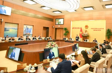 Tại Phiên họp thứ 22 vừa qua, Ủy ban Thường vụ Quốc hội tiến hành tổng kết Kỳ họp bất thường lần thứ 4, cho ý kiến về việc chuẩn bị Kỳ họp thứ 5, Quốc hội khóa XV. (Ảnh: DUY LINH)