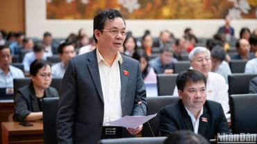 Đại biểu Quốc hội đề nghị không áp thuế tiêu thụ đặc biệt với xăng và điều hoà nhiệt độ