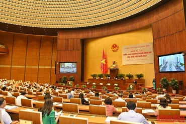 Quang cảnh Hội nghị triển khai Chương trình giám sát của Quốc hội năm 2023 tại Hội trường Diên Hồng, Nhà Quốc hội sáng 27/9.