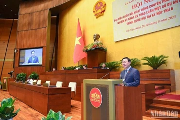 Chủ tịch Quốc hội Vương Đình Huệ phát biểu tại Hội nghị đại biểu Quốc hội hoạt động chuyên trách lần thứ 4 hồi tháng 8/2023. (Ảnh: DUY LINH)