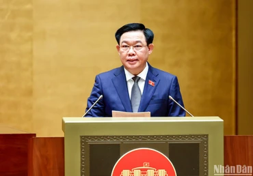 Chủ tịch Quốc hội Vương Đình Huệ phát biểu khai mạc phiên chất vấn tại Kỳ họp thứ 6, Quốc hội khóa XV. (Ảnh: DUY LINH)