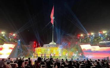 Tổng duyệt Cầu truyền hình "Vang mãi khúc khải hoàn" tại điểm cầu Quảng Trị, tối 26/4.