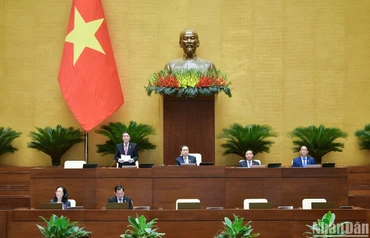 Quang cảnh ngày làm việc thứ 6, Kỳ họp thứ 7, Quốc hội khóa XV (Ảnh: DUY LINH)