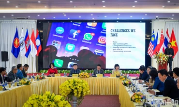 Hội thảo báo chí quốc tế “Quản trị tòa soạn báo chí số: Lý luận, thực tiễn, kinh nghiệm ở khu vực ASEAN”. (Ảnh: THÀNH ĐẠT)