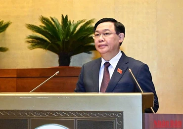 Chủ tịch Quốc hội Vương Đình Huệ phát biểu khai mạc Kỳ họp thứ 4, Quốc hội khóa XV. (Ảnh: DUY LINH)