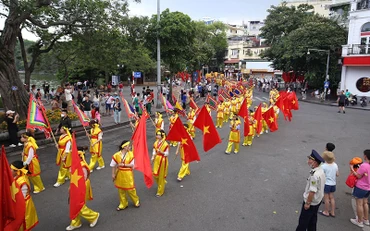 Dù có diện tích nhỏ nhất Hà Nội, nhưng quận Hoàn Kiếm là nơi mang những giá trị văn hóa đặc sắc của Thăng Long-Hà Nội nghìn năm văn hiến.