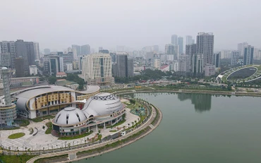 Ngành Xây dựng góp phần vào công cuộc xây dựng đất nước ngày càng hiện đại, phát triển. (Ảnh THẾ ĐẠI)