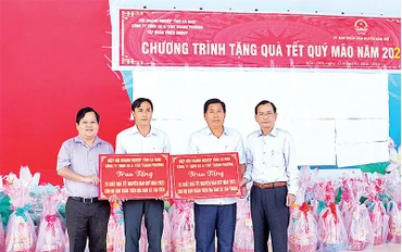 Kết nối, lắng nghe doanh nghiệp