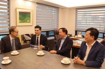 Lãnh đạo tỉnh Long An thăm và làm việc với Cựu Tổng thống Lee Myung Bak.