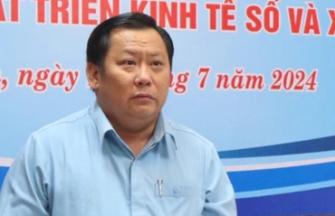 Lãnh đạo tỉnh Long An phát biểu tại buổi làm việc với đoàn công tác Bộ Thông tin và Truyền thông.