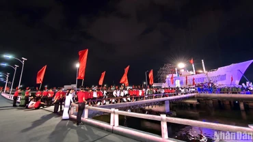 Cụm Tượng đài kỷ niệm Chuyến tàu tập kết ra bắc năm 1954 tại Sông Đốc là một trong những công trình trọng điểm nằm trong kế hoạch thi đua, vừa hoàn thành vào giữa tháng 11/2024.