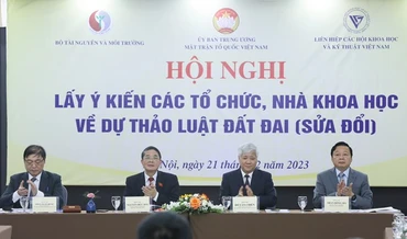 Ủy ban Trung ương Mặt trận Tổ quốc Việt Nam phối hợp Liên hiệp các Hội Khoa học và Kỹ thuật Việt Nam, Bộ Tài nguyên và Môi trường tổ chức Hội nghị lấy ý kiến các tổ chức, nhà khoa học về dự thảo Luật Đất đai (sửa đổi) vào ngày 21/2/2023.