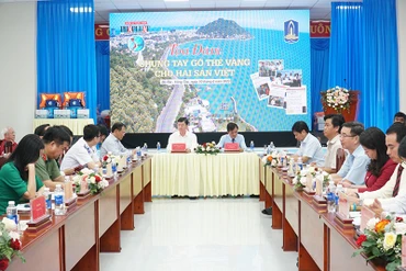 Toàn cảnh buổi Tọa đàm “Chung tay gỡ thẻ vàng cho hải sản Việt”