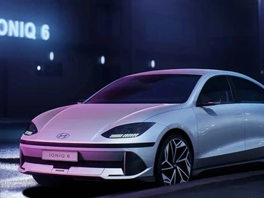 Mẫu xe sedan IONIQ 6 chạy hoàn toàn bằng điện. (Ảnh: Hyundai)