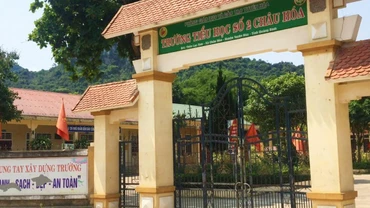 Trường tiểu học số 2 Châu Hóa, nơi xảy ra sai phạm của ông Mai Thanh Huyền.