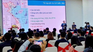 Quang cảnh hội thảo Phát triển Du lịch biển đảo Việt Nam - Thời cơ, thách thức và giải pháp.