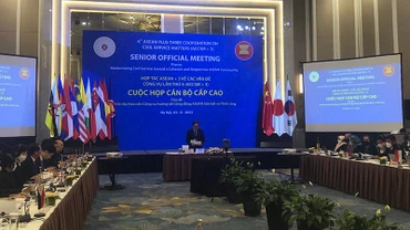 Quang cảnh cuộc họp.