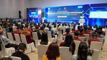 Quang cảnh lễ Khai mạc Tuần lễ Đổi mới sáng tạo và Chuyển đổi số Thành phố Hồ Chí Minh.