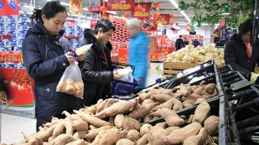 Khoai lang được bày bán ở một siêu thị Trung Quốc.