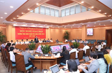 Toàn cảnh hội nghị.