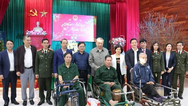 Đại tướng Tô Lâm mong muốn, các thương binh, bệnh binh tiếp tục giữ gìn sức khỏe để chứng kiến những đổi thay của đất nước.