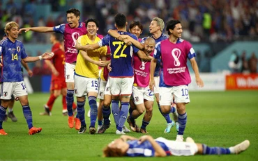 Các cầu thủ Nhật Bản thi đấu kiên cường để bước vào vòng 1/8 World Cup 2022.
