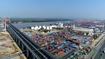 Hoạt động đào tạo kết hợp giữa nhà trường, doanh nghiệp và cơ quan quản lý chính là chìa khóa nâng cao chất lượng nguồn nhân lực logistics. 