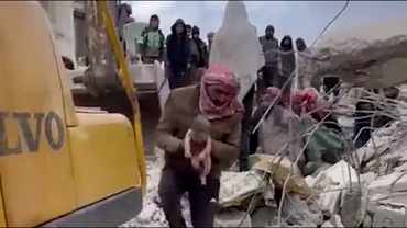 [Video] Bi kịch của em bé thần kỳ tại Syria