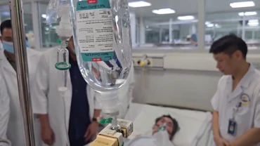 [Video] Cập nhật tình trạng các bệnh nhân trong vụ cháy tại Trung Kính