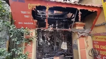 [Video] Cận cảnh hiện trường vụ cháy tại Trung Kính sau khi lực lượng chức năng khám xét hiện trường