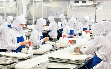 Công ty cổ phần Thực phẩm Agrex Sài Gòn giảm công suất hoạt động do gặp khó về đơn hàng từ khi tỷ giá đô-la Mỹ (USD) tăng. 