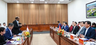 Quang cảnh một buổi làm việc về thúc đẩy hợp tác giữa Singapore và tỉnh Cà Mau, Việt Nam. (Ảnh Đại sứ quán Singapore tại Việt Nam) 