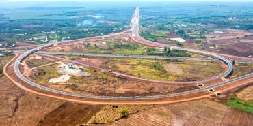 Đồng Nai đang được ví như "bung binh" giao thông của vùng Đông Nam Bộ.