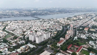 Một góc thành phố Biên Hòa hướng ra sông Đồng Nai.