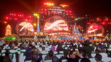 Toàn cảnh lễ kỷ niệm.