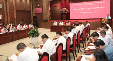 Các đại biểu dự Hội nghị Thành ủy Hà Nội ngày 25/6.
