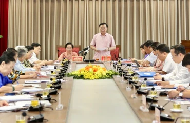 Quang cảnh hội nghị sáng 11/7.