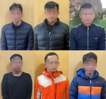 Các đối tượng bị bắt trong đường dây đánh bạc.