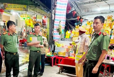Lãnh đạo Công an Hà Tĩnh có mặt tại hiện trường trực tiếp chỉ đạo các đơn vị nghiệp vụ điều tra, xử lý nghiêm vụ việc theo quy định của pháp luật.