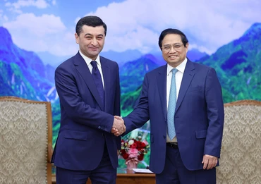 Thủ tướng Chính phủ Phạm Minh Chính tiếp Bộ trưởng Ngoại giao Uzbekistan Bakhtiyor Saidov.